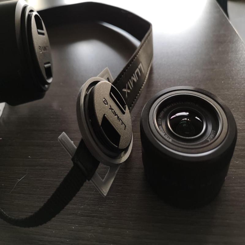 Lens caps holder for Panasonic Lumix hybrids GX80 GX85 GX9 GX8... series