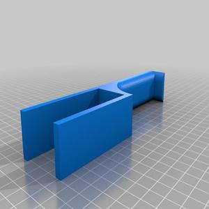 Helmet support for Ikea Desktop v2
