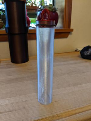 Thistle seed feeder