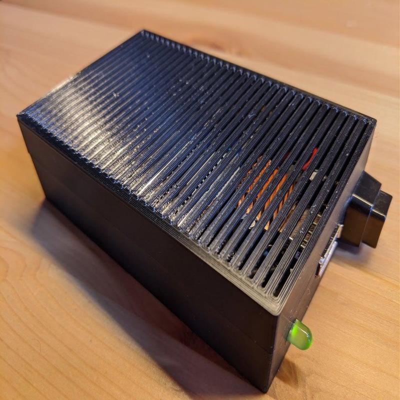 Minty Boost 4xAA (3 V) Box