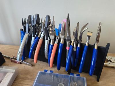 Pliers Stand
