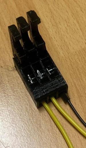 Wire clamp