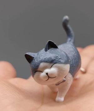 Miniature cat figurine