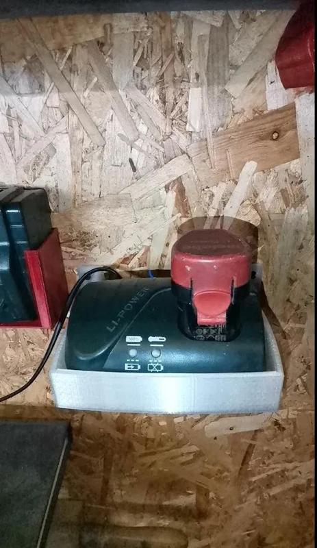 METABO (PowerMaxx BS Basic) charger wall holder   