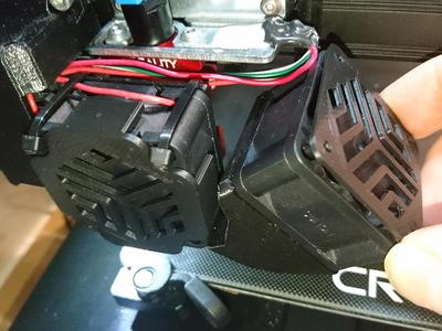 40mm Fan Cover With Creality CR6 CR-6 SE Logo (4cm, grill)