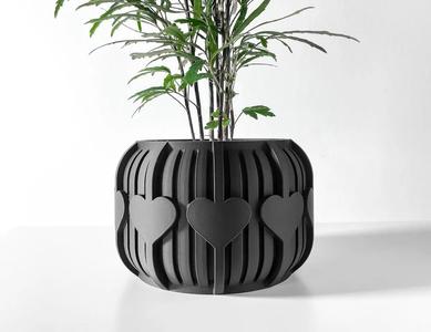 The Aldes Heart Planter Pot with Drainage Tray & Stand Included: Modern and Unique Home Decor for Plants and Succulents  | STL File   