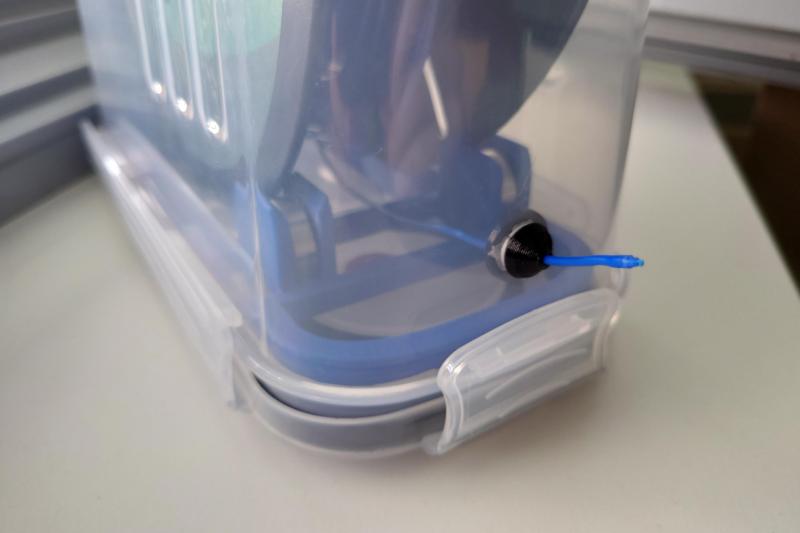 TPU filament feed-through