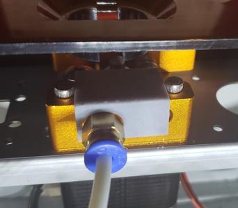Extruder Filament Guide (for Amazon extruder)