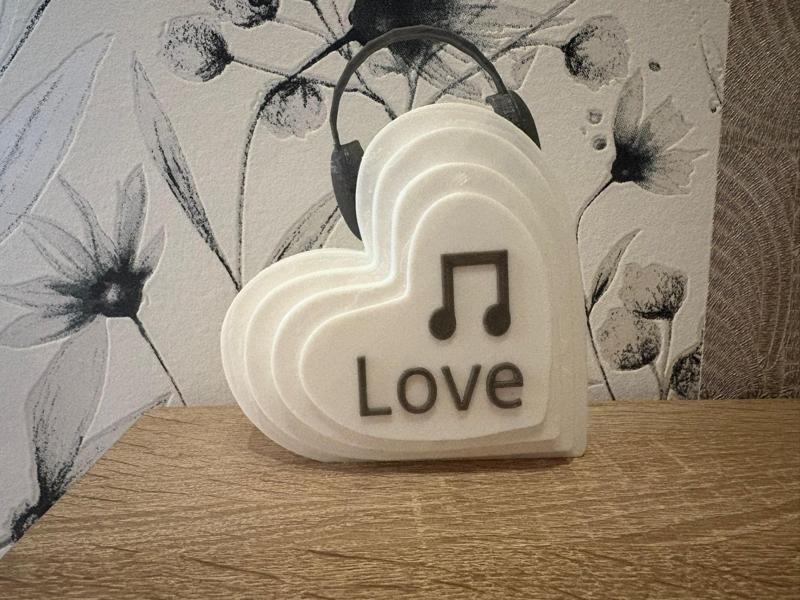 Heart Decoration "Music Love" with Headphones
