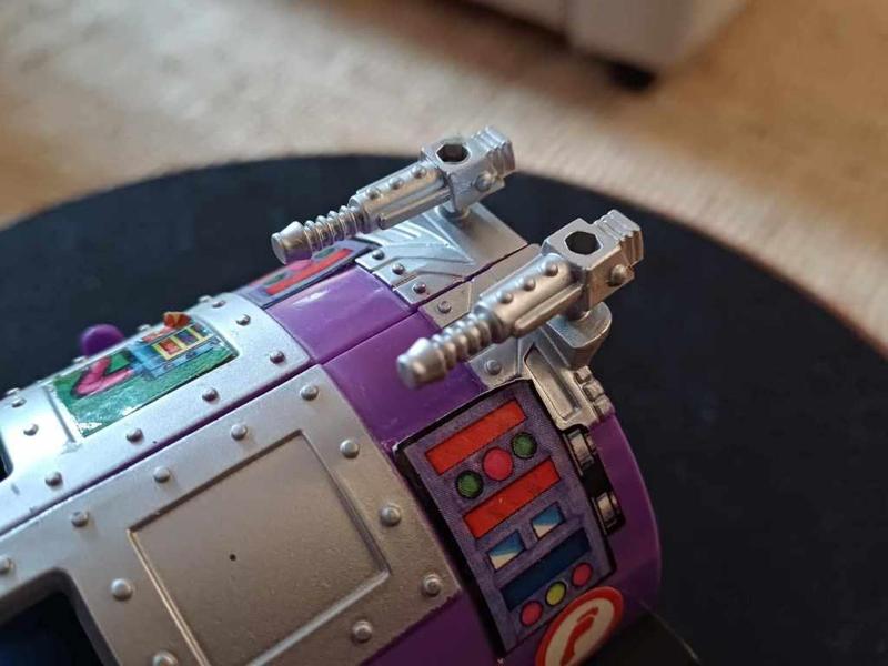 Road Ready Shredder 1993 action figure guns