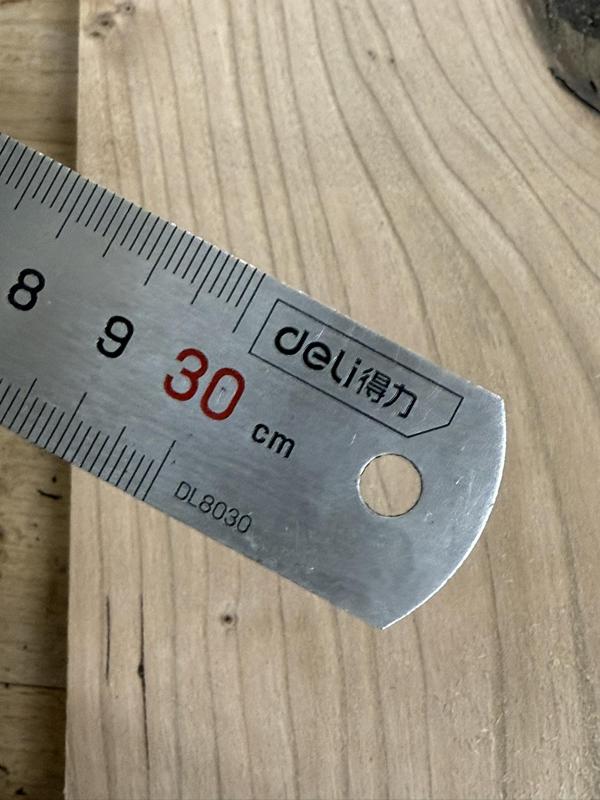 划线尺 ruler for drawing lines
