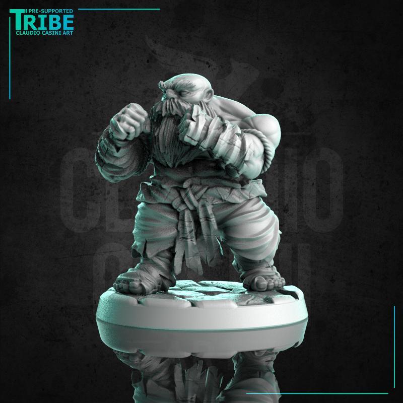 (0232) Male dwarf shaolin monk muai thai boxe fighter