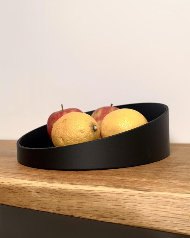 Needle bowl - an elegant & minimalistic bowl