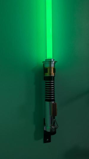 Vertical Lightsaber Wall Mount (Disney)