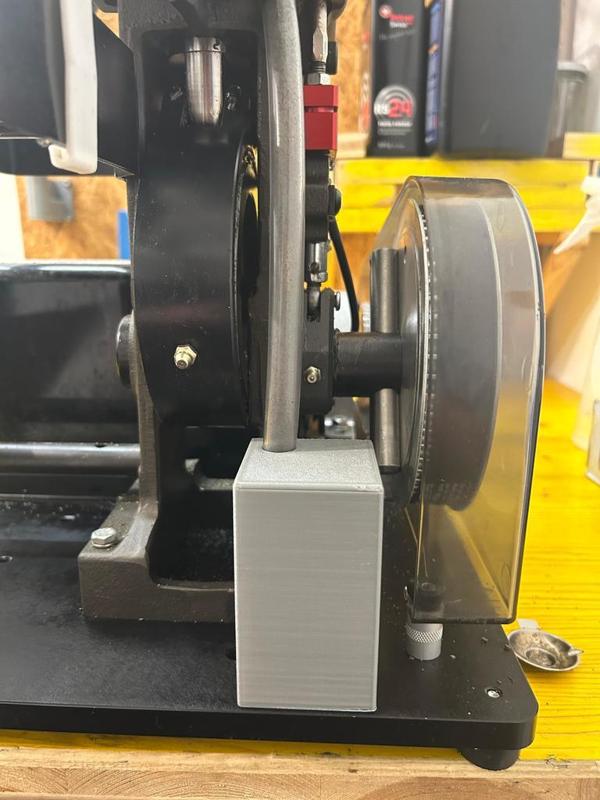 Dillon 1100 spent primer bin