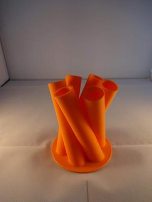 twisted pen holder