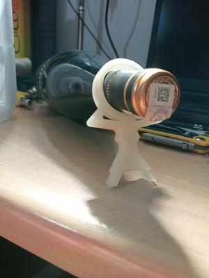 Wine bottle holder woman (remix of wine holder man)