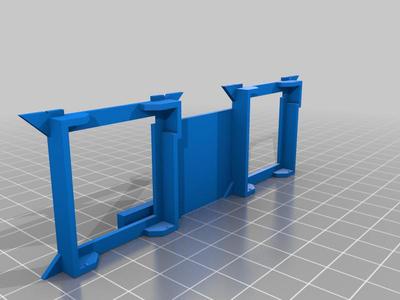 Clip on Nintendo Ds game holder