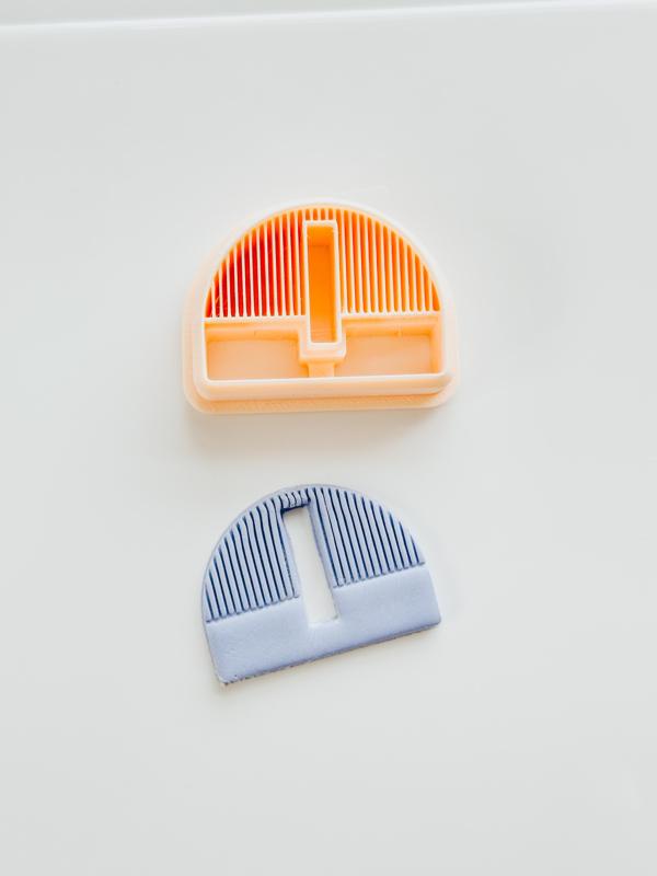 Lined Arch - Center Cutout