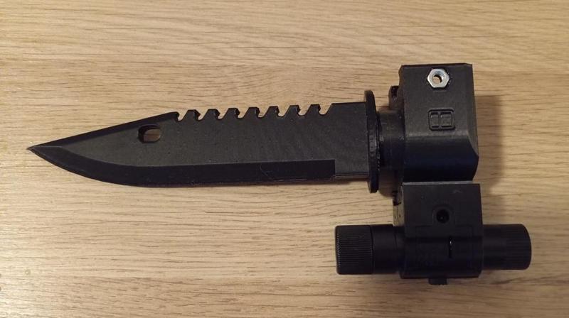 Picatinny (Flashlight) Mount 22 MM with extension and compatible M9 Bayonet