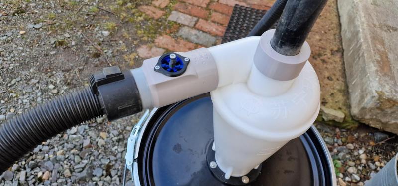 Saugrohr mit Überdruckventil von DustComander - inkl. Fusion360 *.f3d