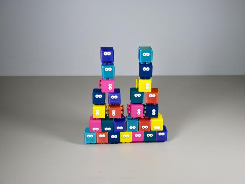 Cubeys - stacking game
