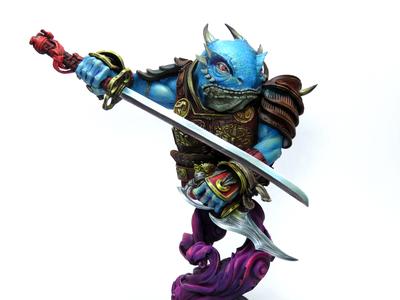 BUST KREETHUL THE EVER-VIGILANT + PERSONAL STAND