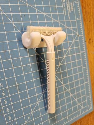 Shaver holder