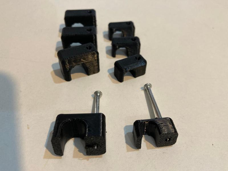 Nail Clamps / Nagelschellen