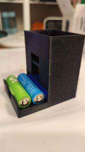 Battery Holder/Dispenser