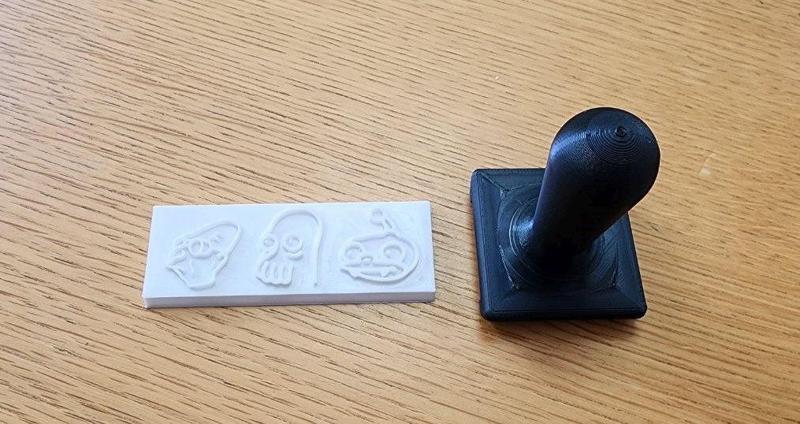 Futurama Stamp (Handle + Plate)