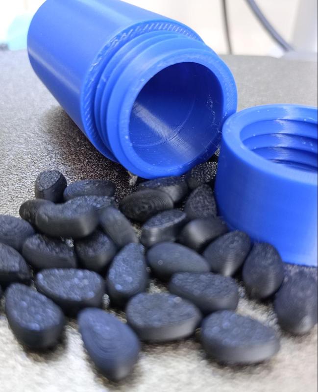 small container/canister