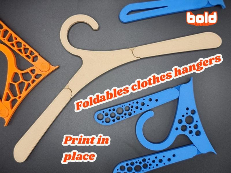 Foldable clothes hanger
