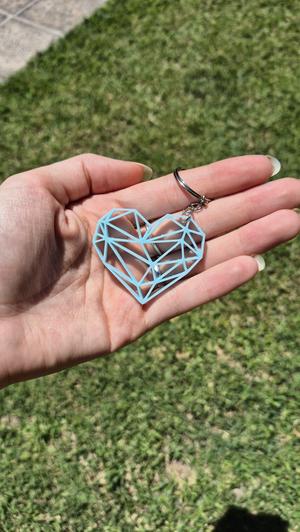 GEOMETRIC HEART KEYCHAIN
