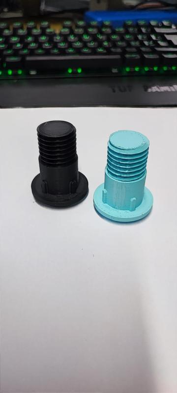 KORUM ACCESSORY CHAIR - THREADED PIN BACKREST ARMCHAIR