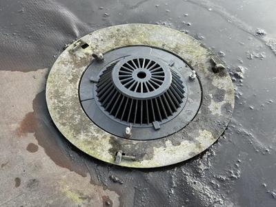 Raingutter for Garage Roof / Regenablaufgitter für Garagendach