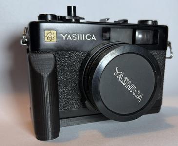 Yashica Electro 35 CC / CCN Wide grip