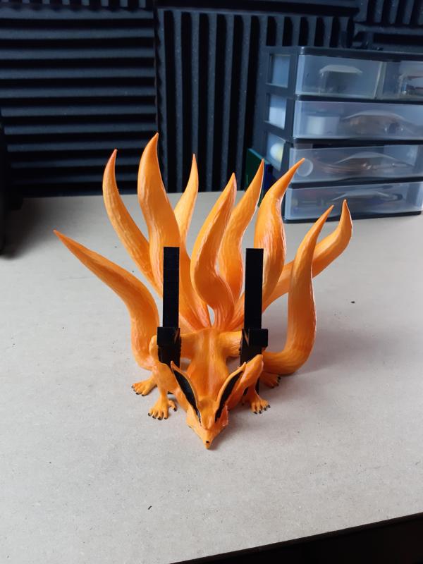 kurama controller stand