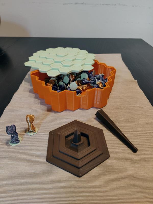 Prusa balance game accessories: box and two-piece support