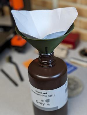Customizable Resin Filter Funnel