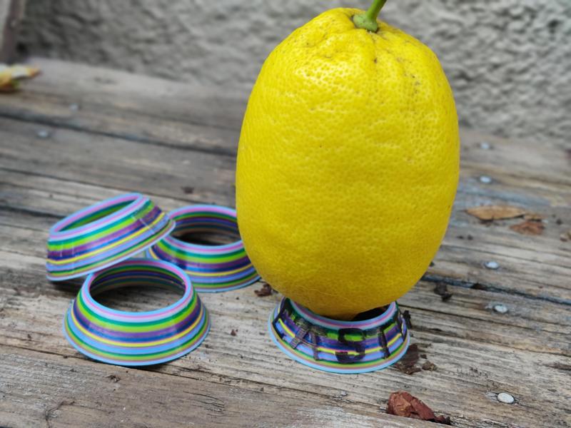 Simple Egg/Baseball Stand