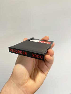SSD dual use mount for NDI recorder (iCAST 10NDI) and Icy box 3.5" SATA Dock