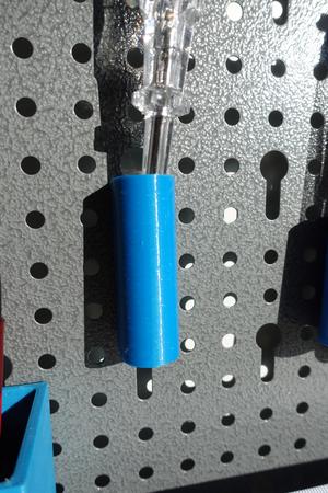 Halterung für Stifte, Fineliner oder sonstiges Rundes