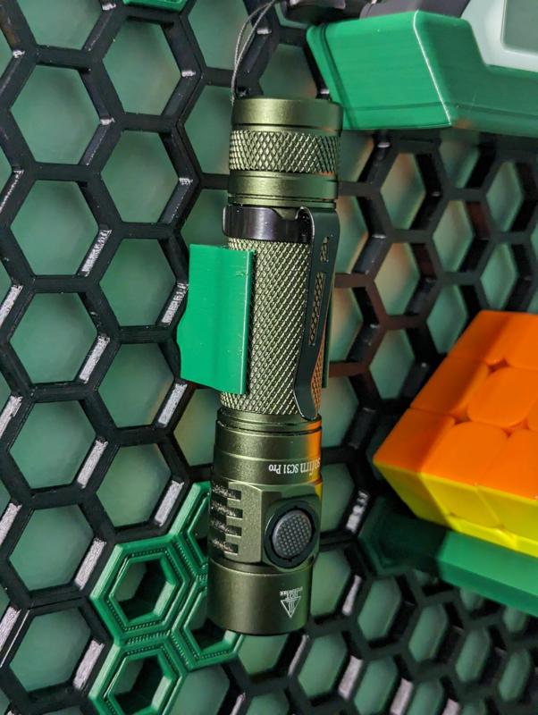 Sofrin SC31 Pro Mount for Honeycomb Storage Wall