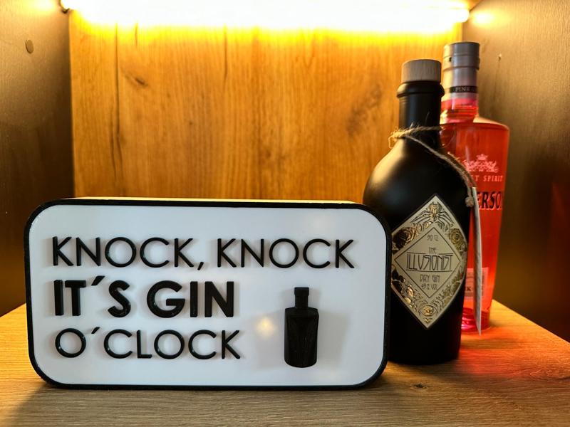 Knock, Knock, (Gin / Beer) O´Clock Lightbox
