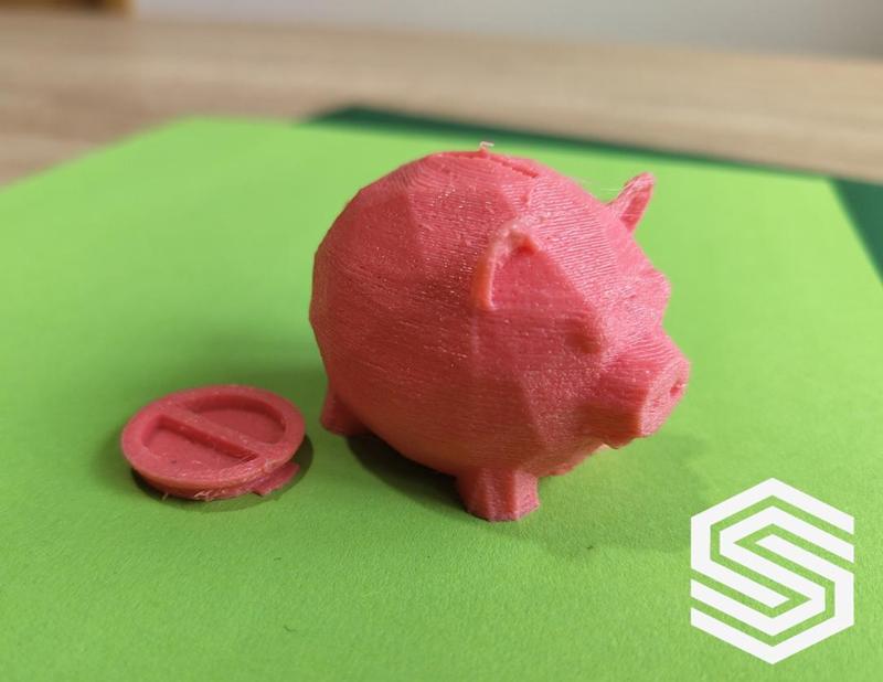 Low Poly Piggybank with plug