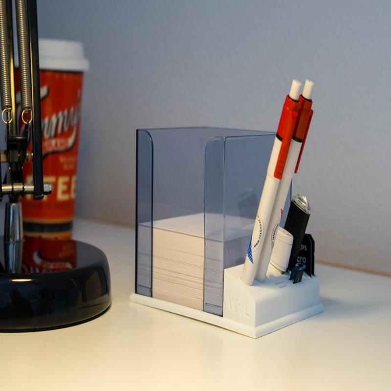 Desk notepaper holder