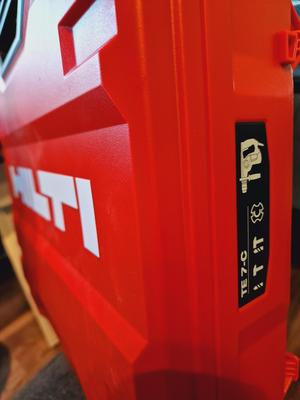 Hilti suitcase lettering