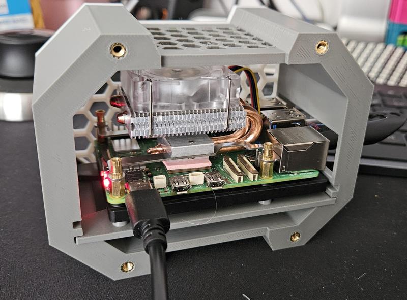 Raspberry Pi 4 case + Pi 5 mit  GeeekPi ICE Tower Cooler