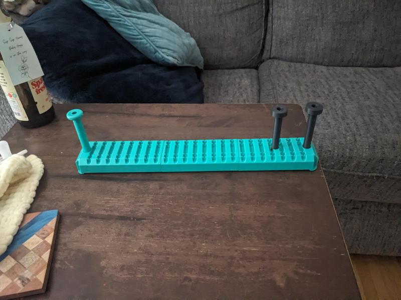 Red Heart Pom and Tassel Maker Replacement Pin